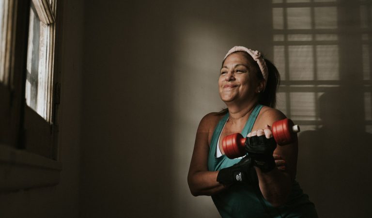 Osteoporose Pós-Menopausa: Prevenção, Rastreio e o Que Fazer Antes da Primeira Fratura